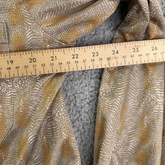 Patagonia Rythm Shirt‎ Mens Medium Multicolor Paisley Camp Button Up Lightweight